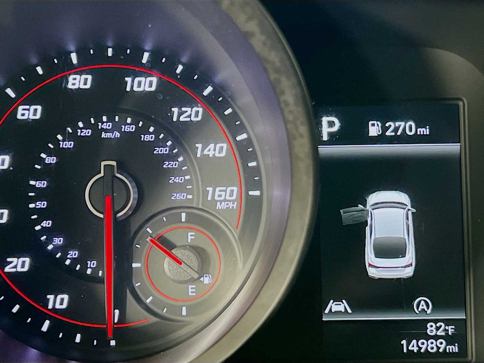 2023 Hyundai Elantra SE - Photo 12