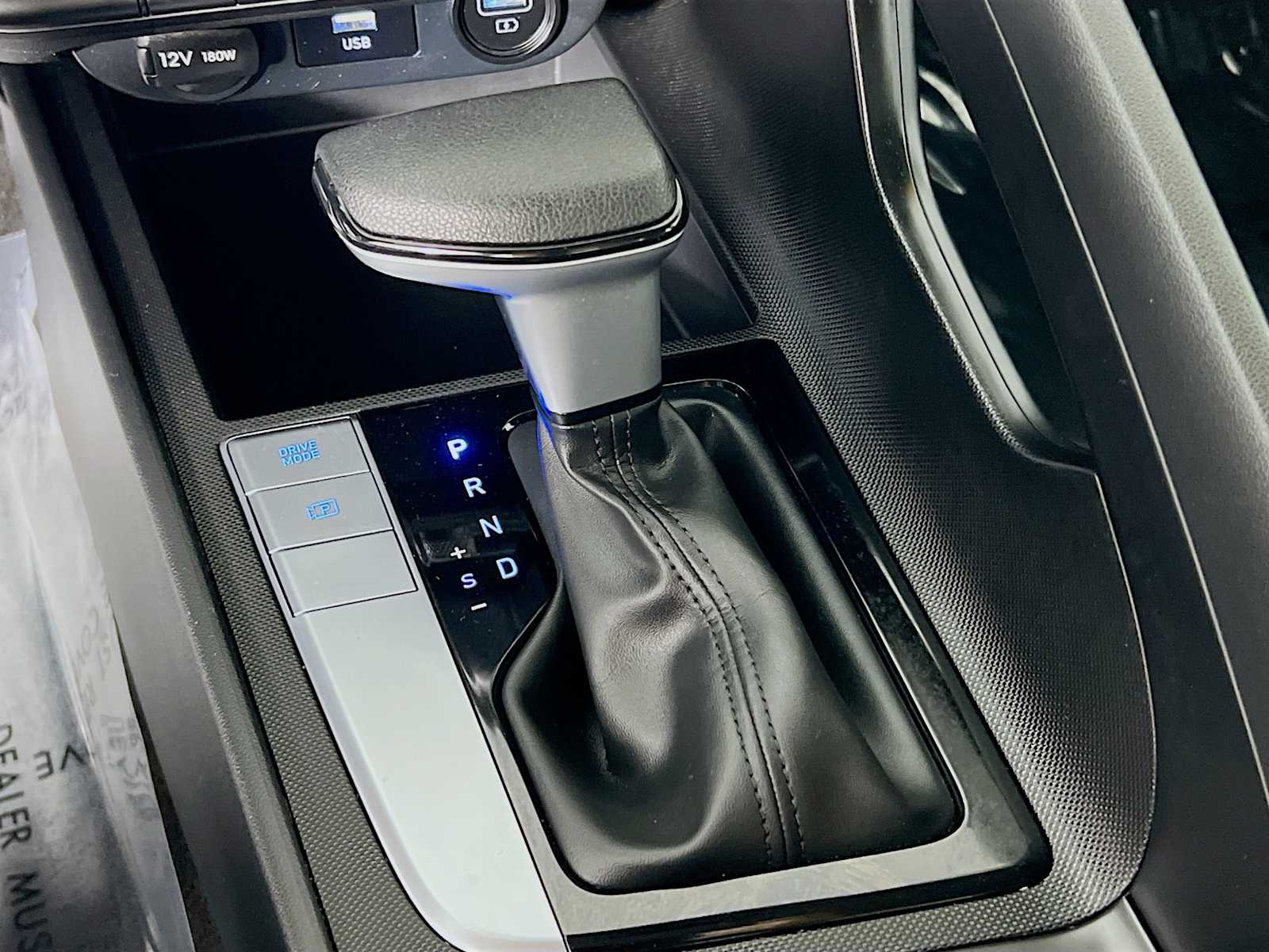 2023 Hyundai Elantra SE - Photo 16