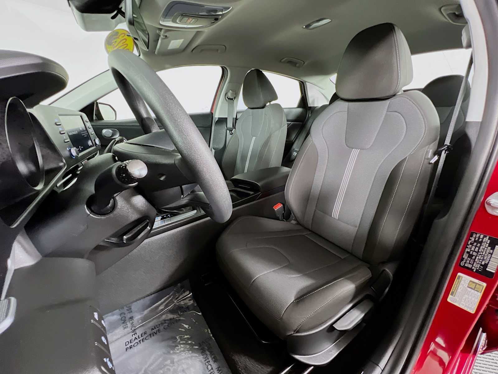 2023 Hyundai Elantra SE - Photo 20