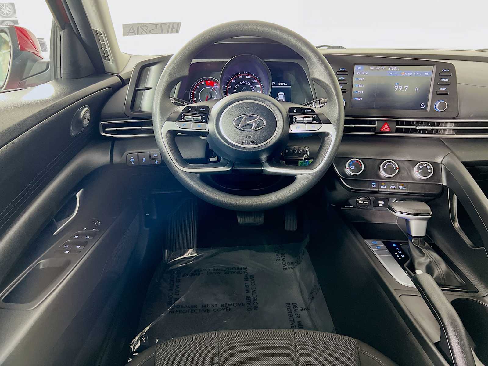 2023 Hyundai Elantra SE - Photo 21