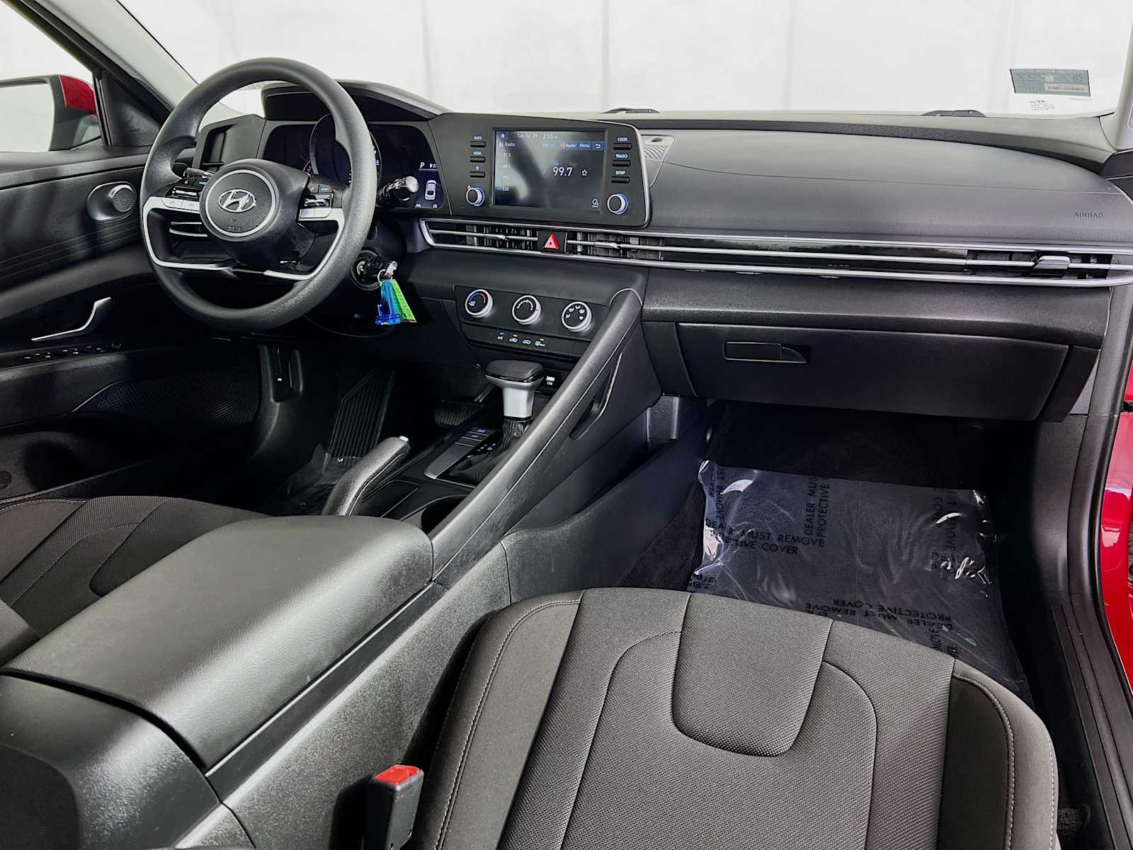 2023 Hyundai Elantra SE - Photo 27