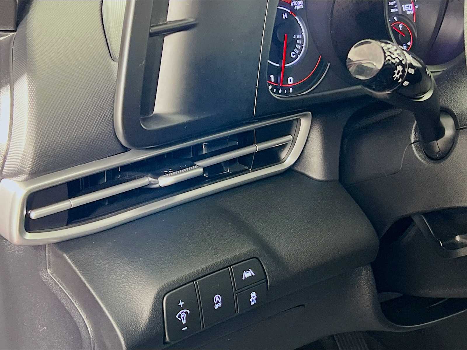 2023 Hyundai Elantra SE - Photo 10