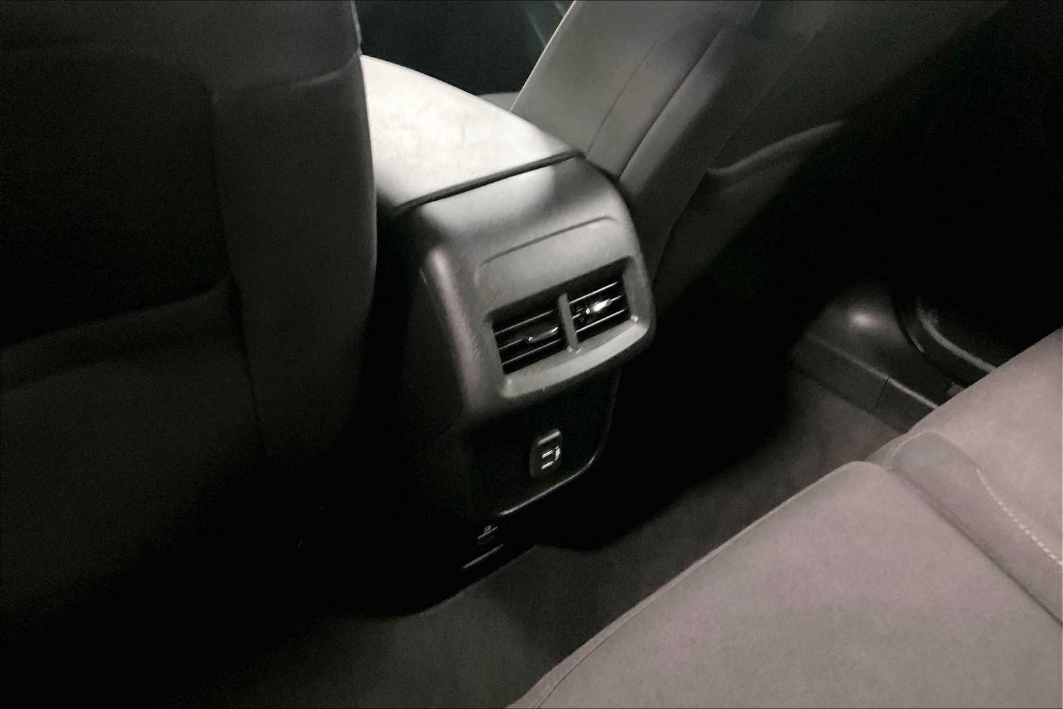 2019 Chevrolet Equinox LT - Photo 27