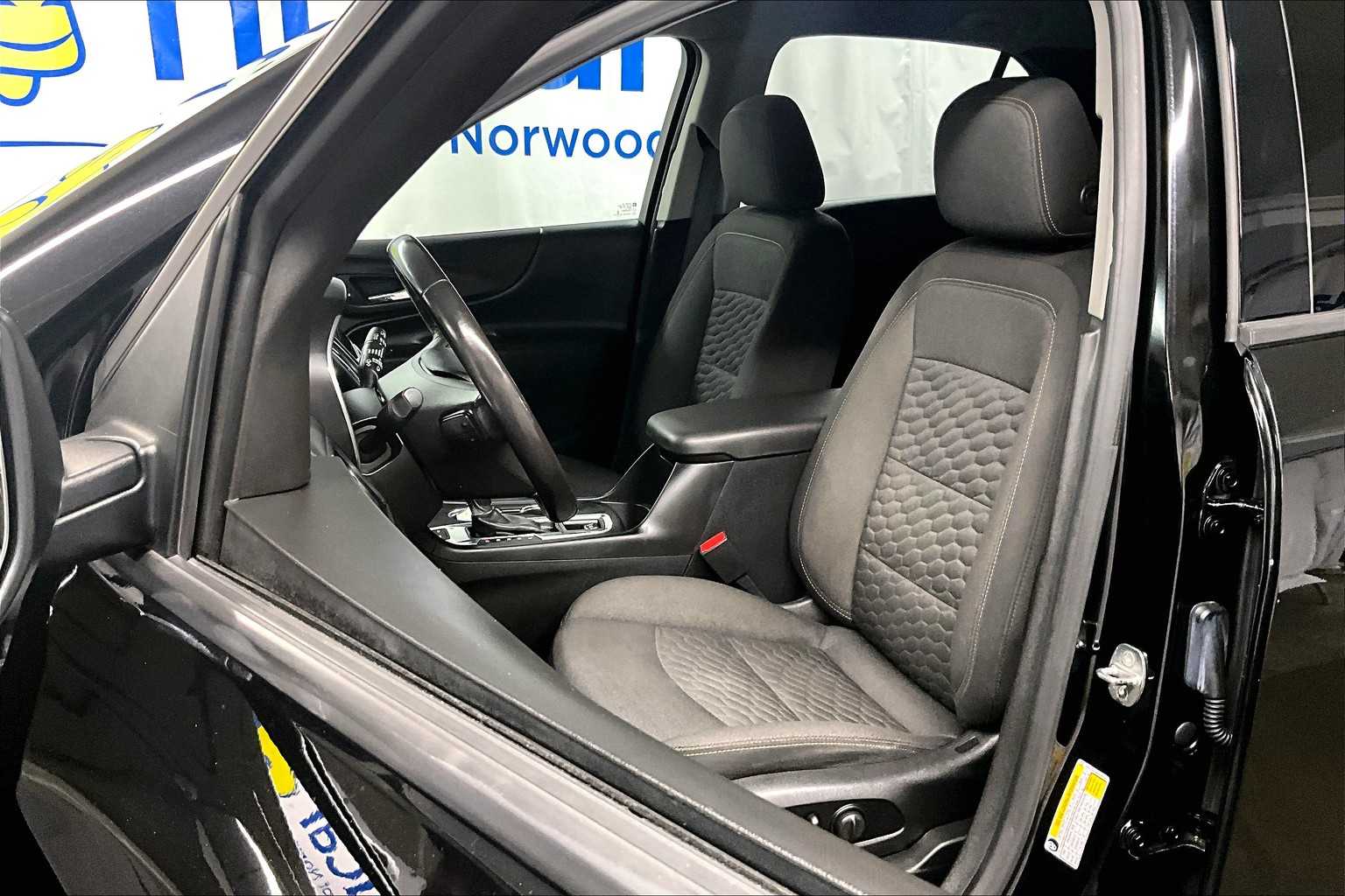 2019 Chevrolet Equinox LT - Photo 10