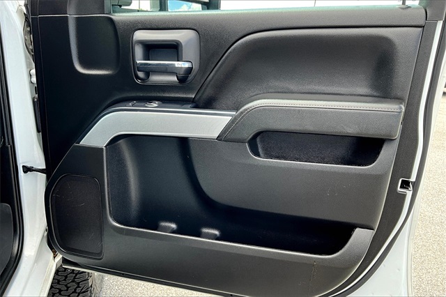 2019 Chevrolet Silverado 2500HD LT - Photo 12