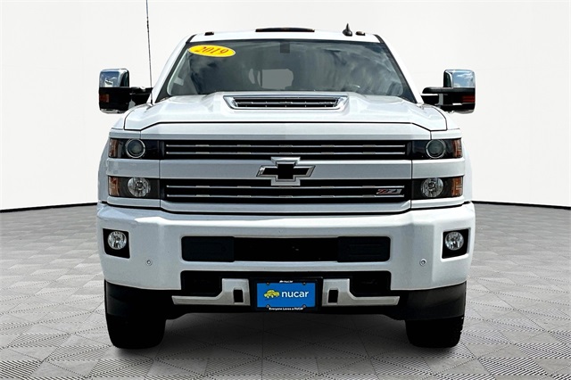 2019 Chevrolet Silverado 2500HD LT - Photo 2