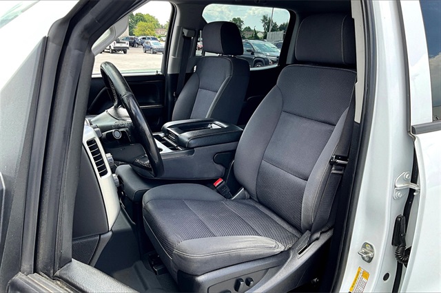 2019 Chevrolet Silverado 2500HD LT - Photo 10