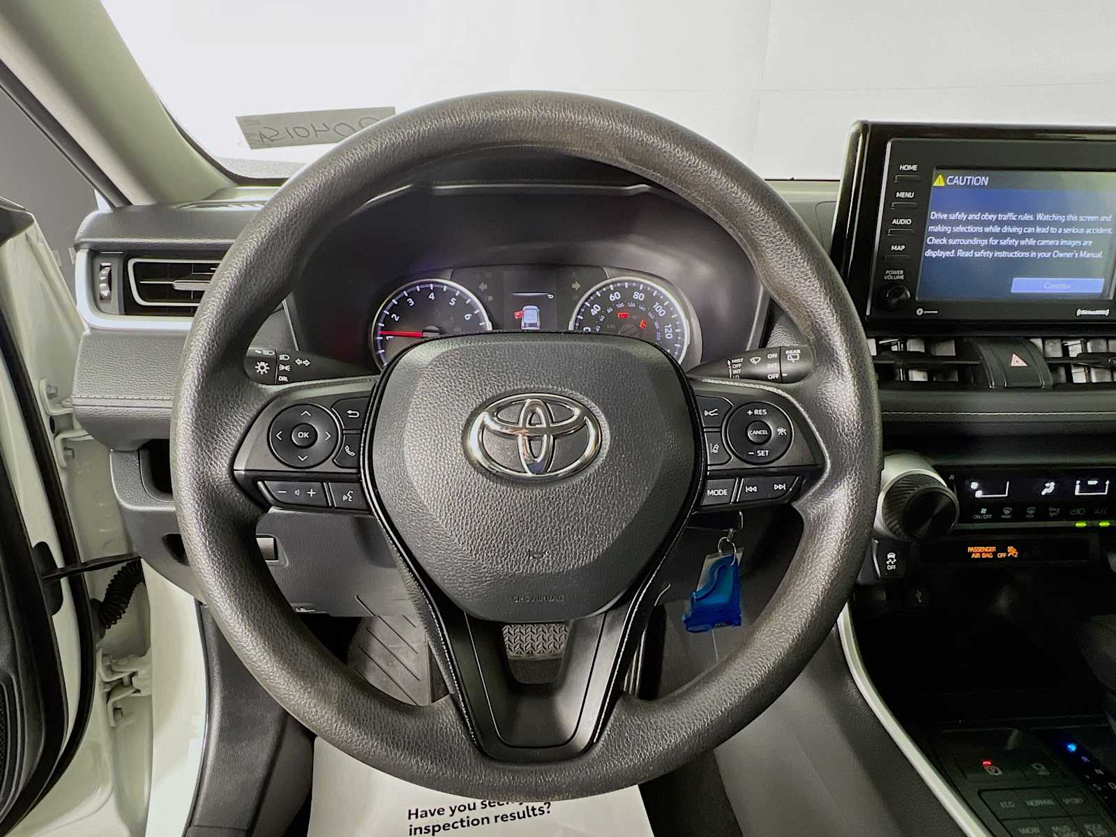 2020 Toyota RAV4 LE - Photo 11