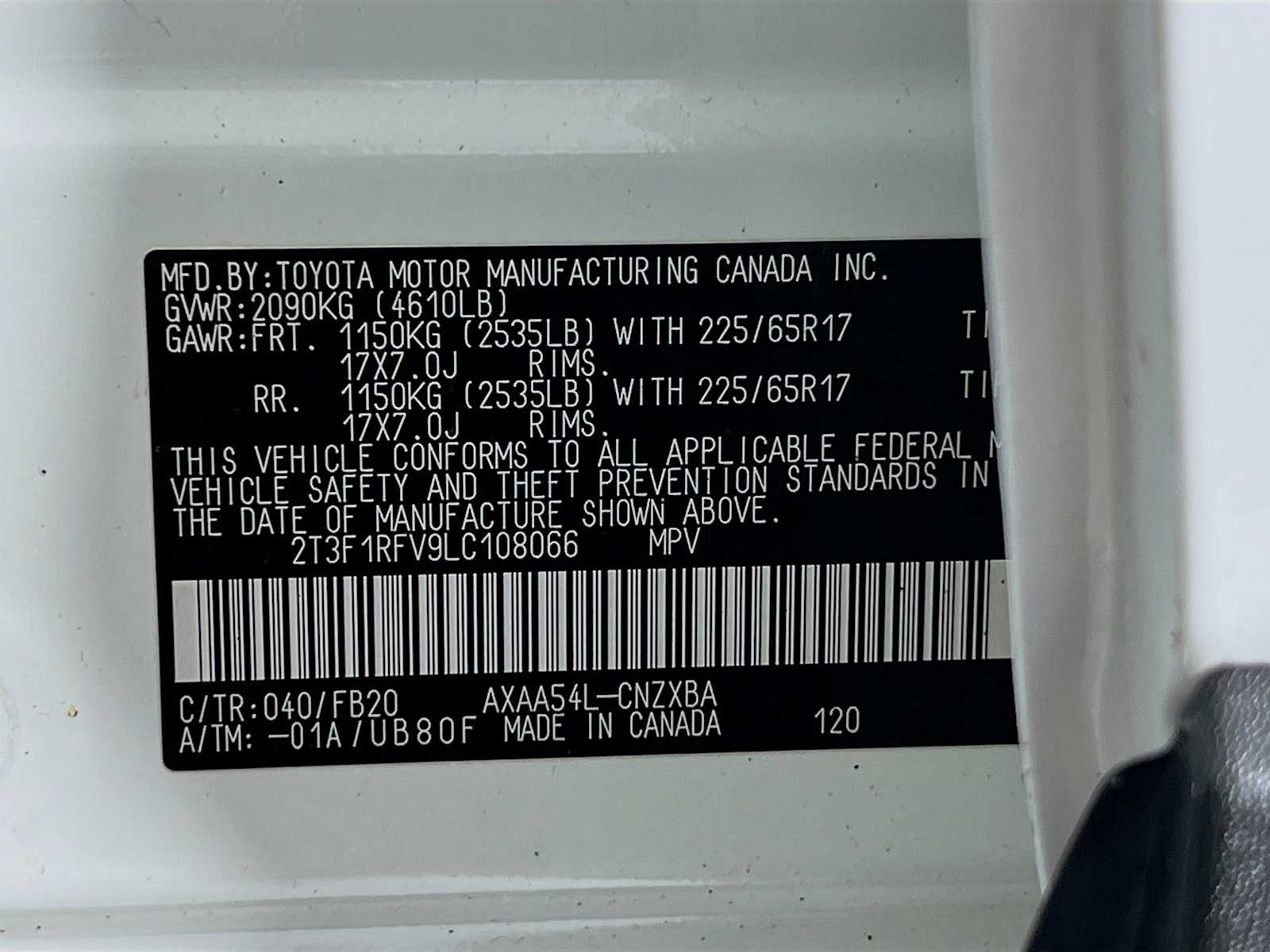 2020 Toyota RAV4 LE - Photo 30