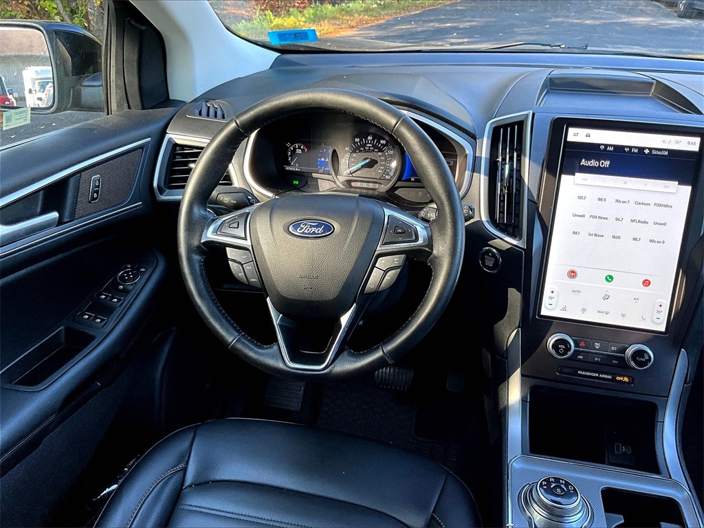 2021 Ford Edge SEL - Photo 17