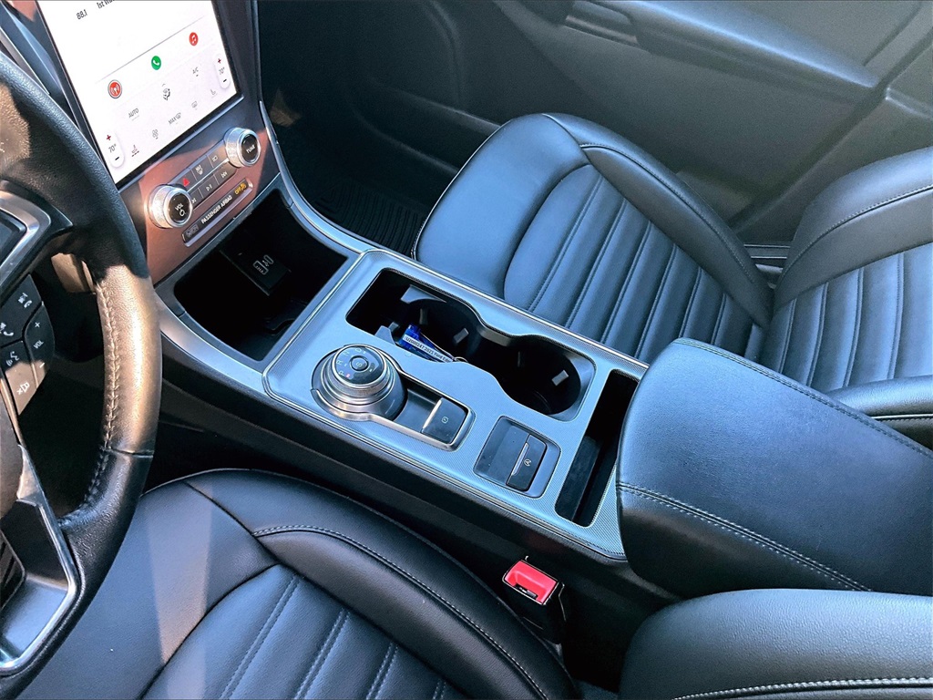 2021 Ford Edge SEL - Photo 20