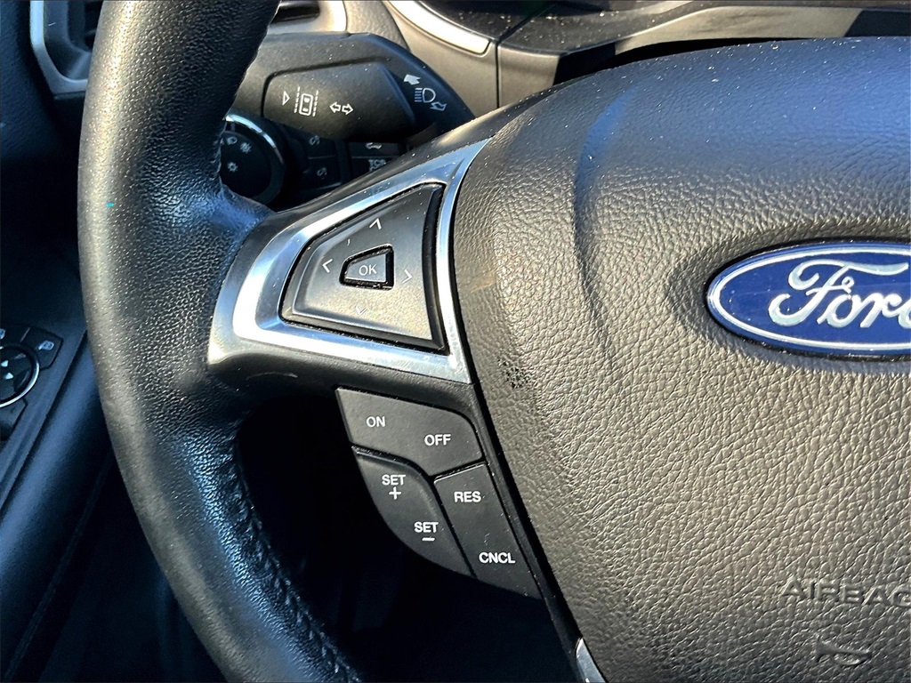 2021 Ford Edge SEL - Photo 23