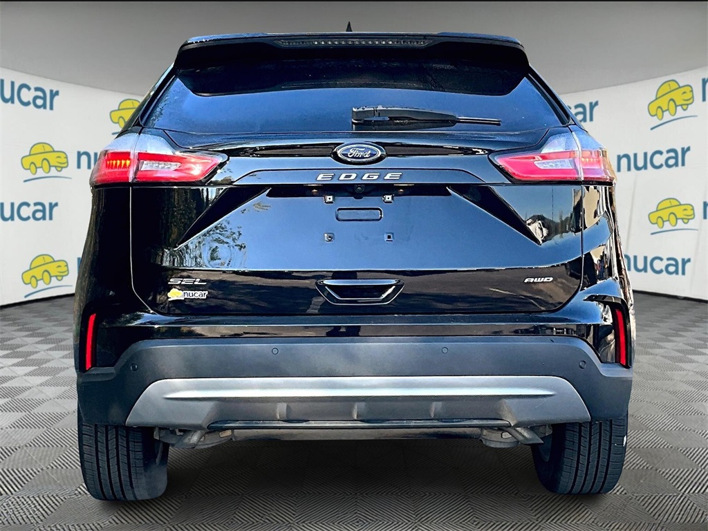 2021 Ford Edge SEL - Photo 5
