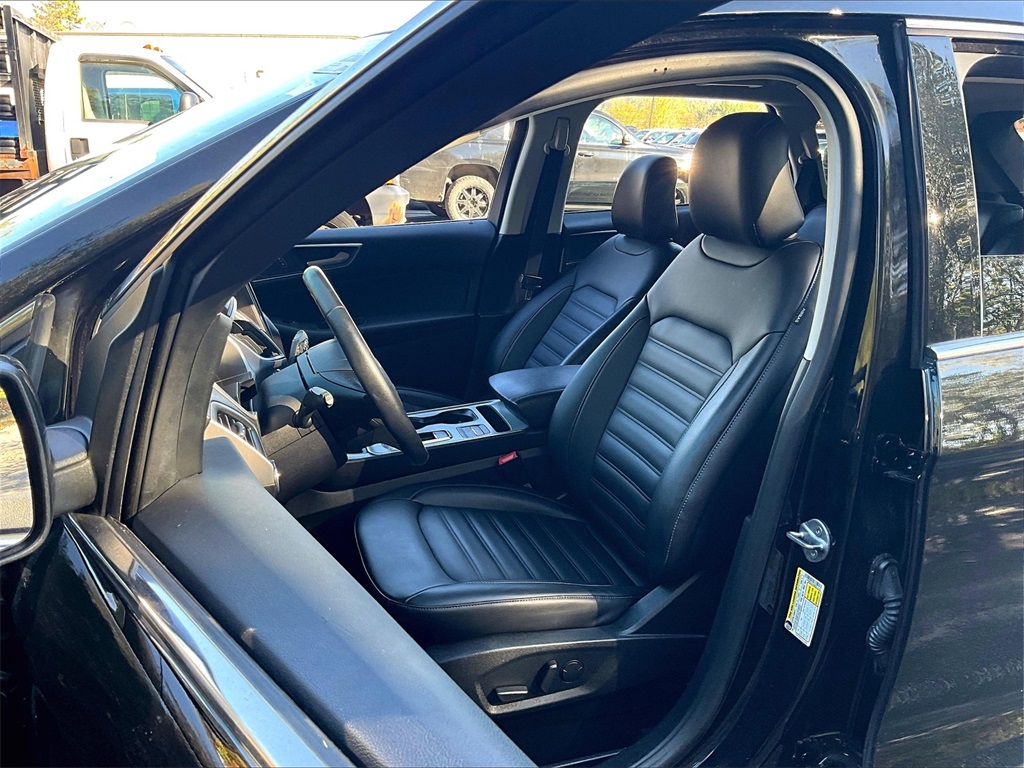 2021 Ford Edge SEL - Photo 10