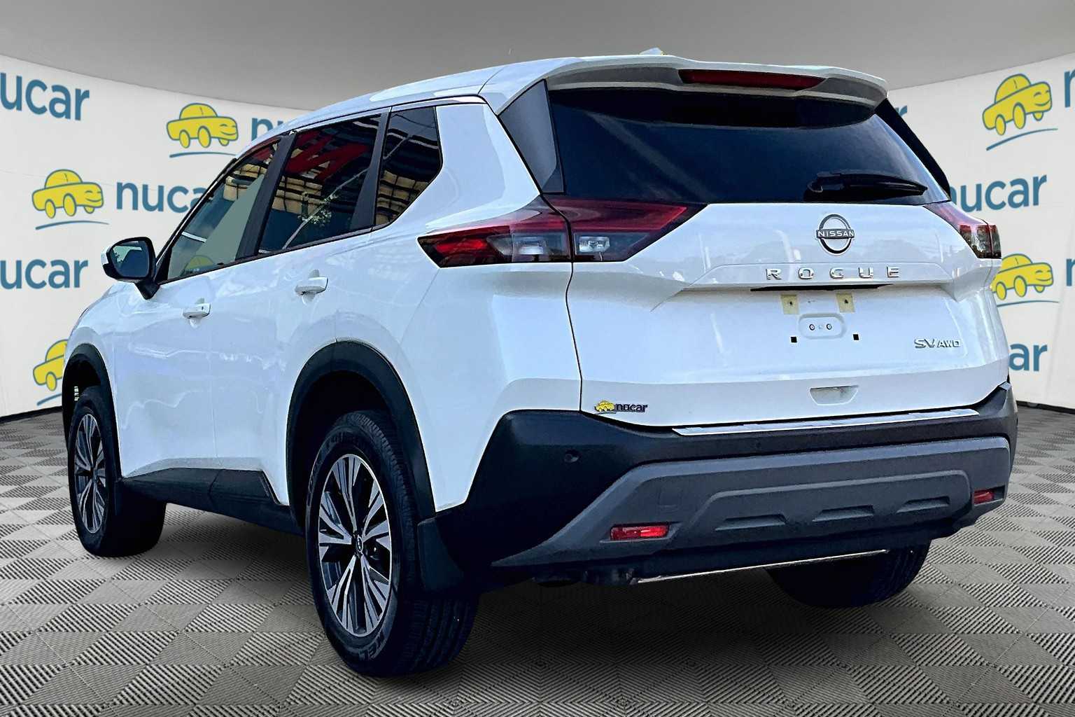 2023 Nissan Rogue SV - Photo 4