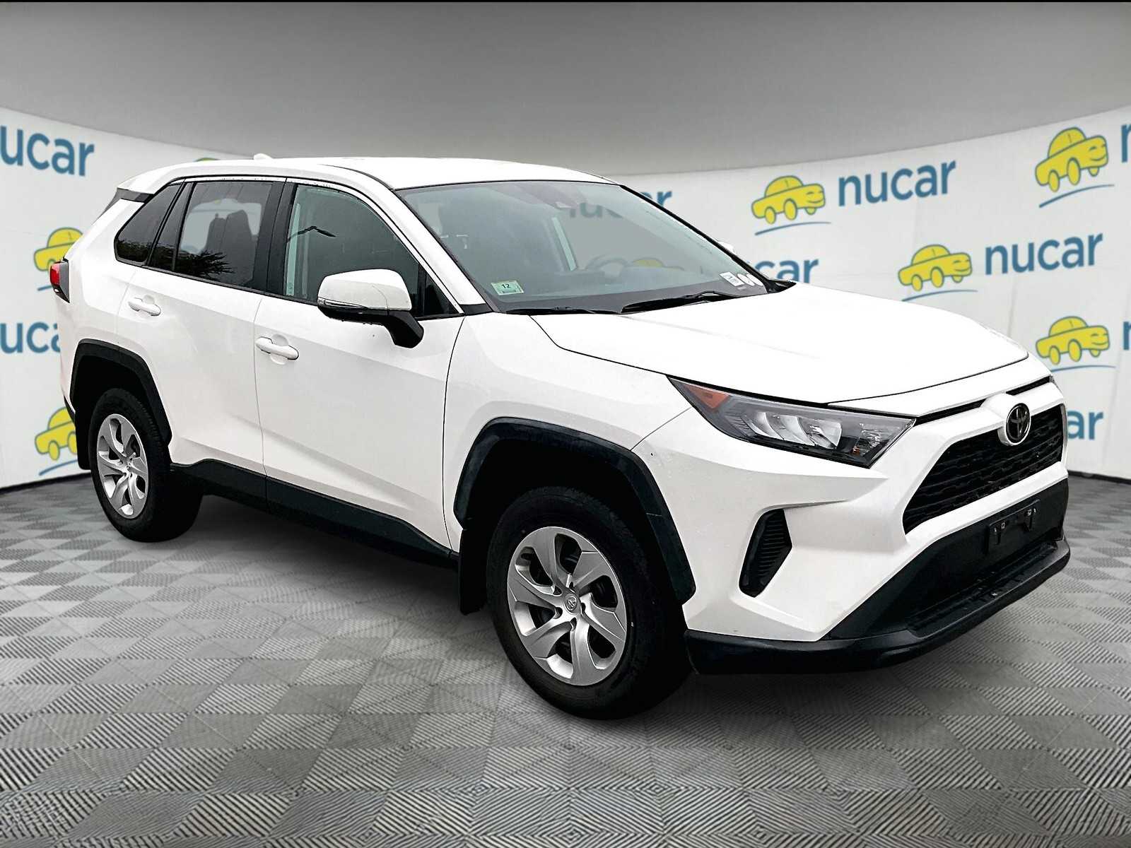 2022 Toyota RAV4 LE