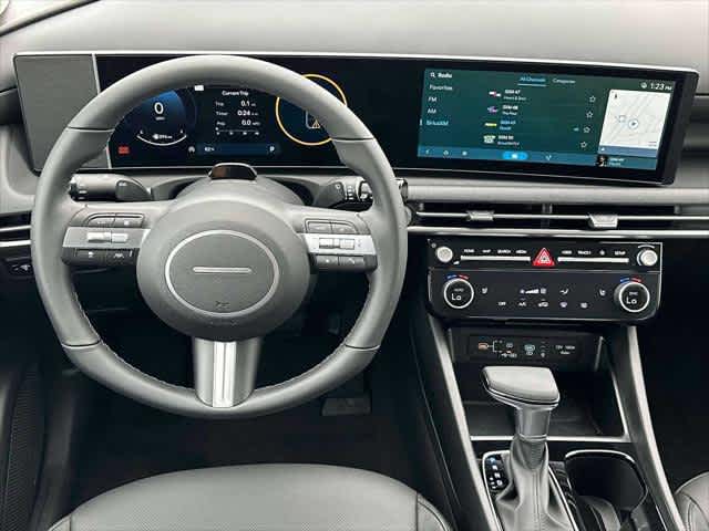 2025 Hyundai Tucson SEL Convenience - Photo 17