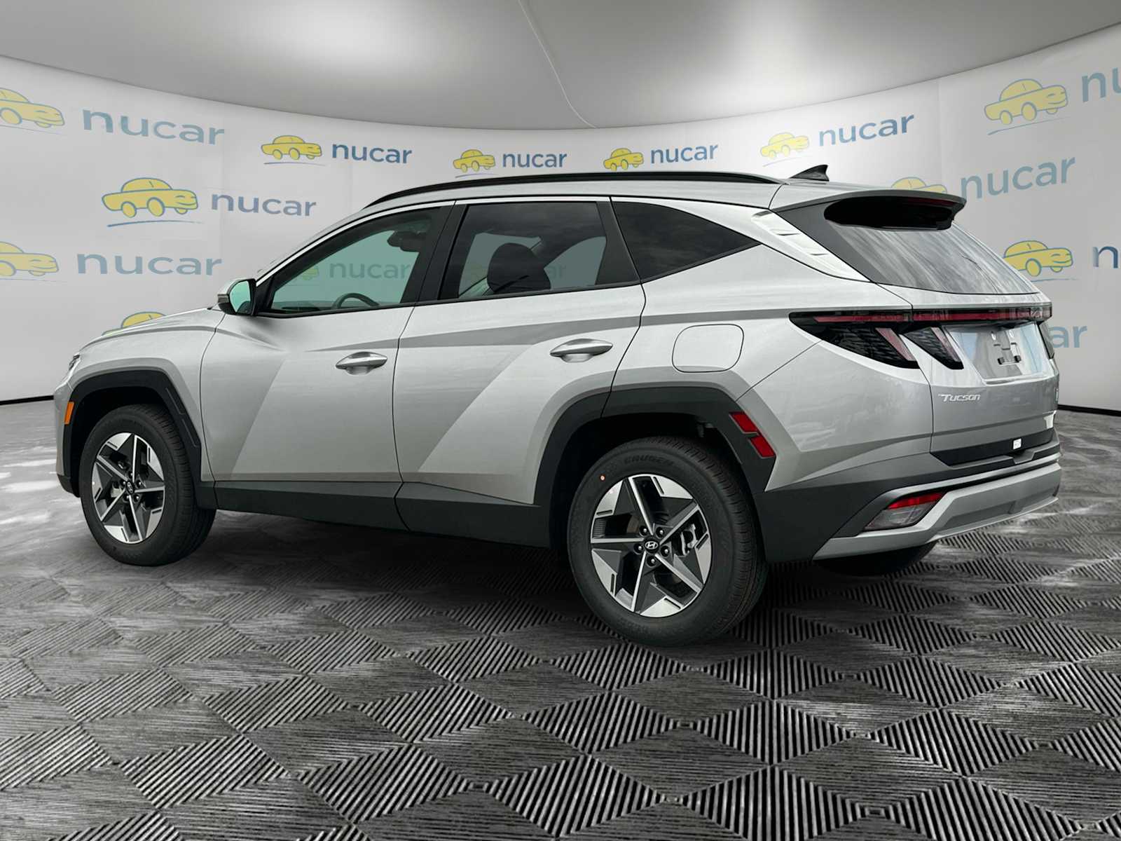 2025 Hyundai Tucson SEL Convenience - Photo 4