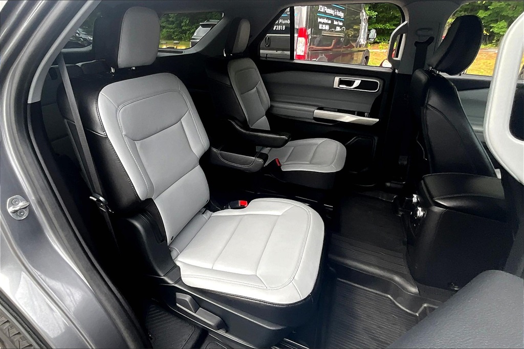2021 Ford Explorer XLT - Photo 16