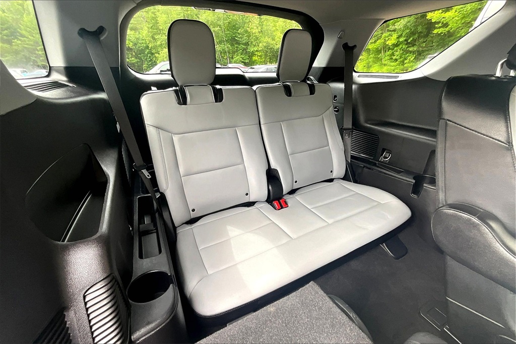 2021 Ford Explorer XLT - Photo 17