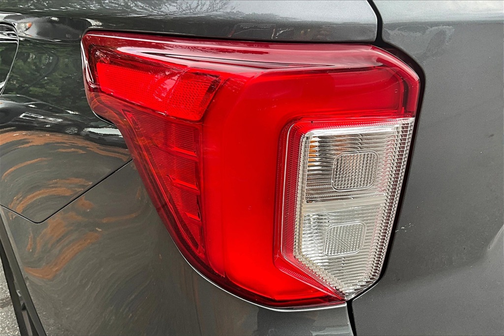 2021 Ford Explorer XLT - Photo 35