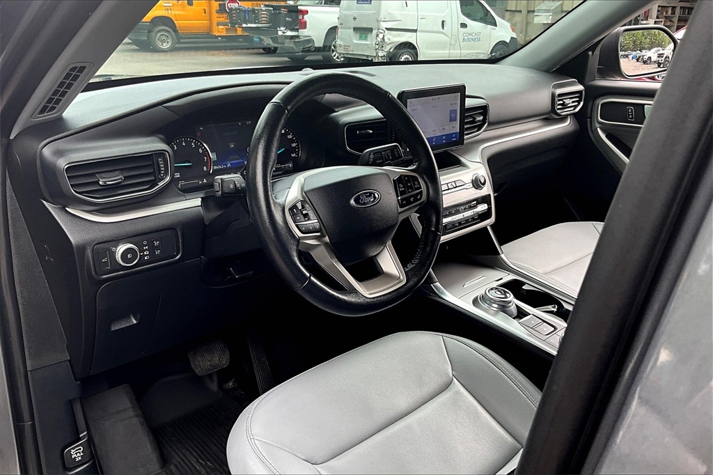 2021 Ford Explorer XLT - Photo 8