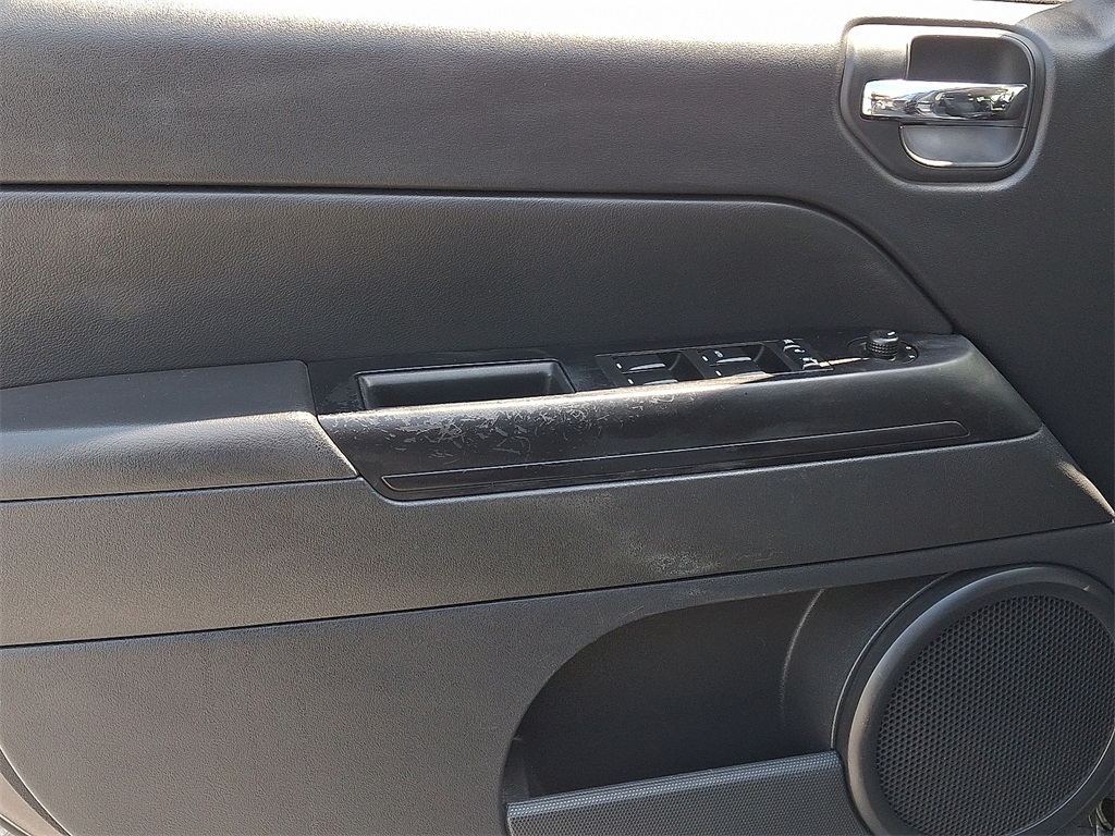 2016 Jeep Compass Sport - Photo 13