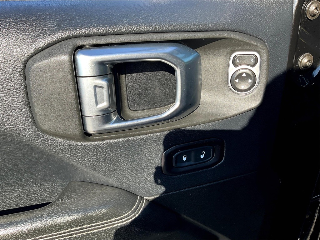 2018 Jeep Wrangler Unlimited Sahara - Photo 32