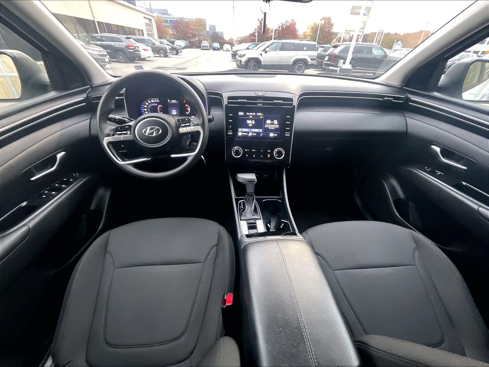 2023 Hyundai Tucson SE - Photo 22