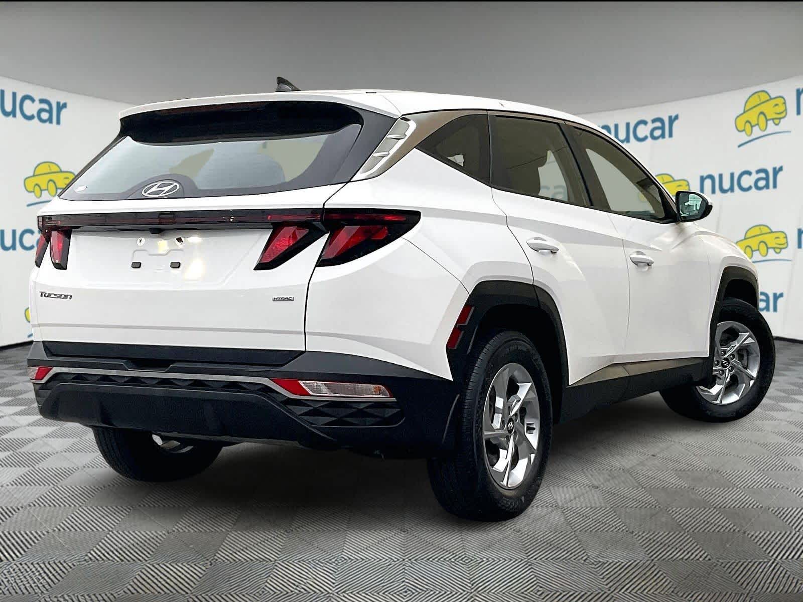 2023 Hyundai Tucson SE - Photo 6