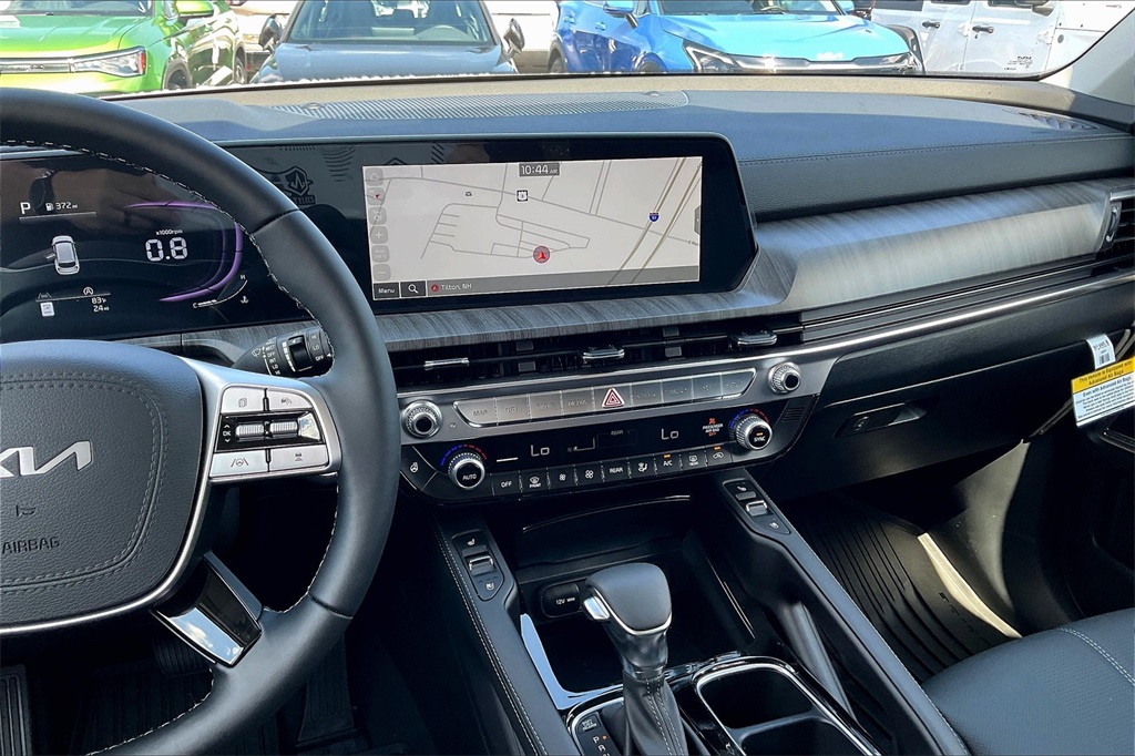 2025 Kia Telluride EX - Photo 13