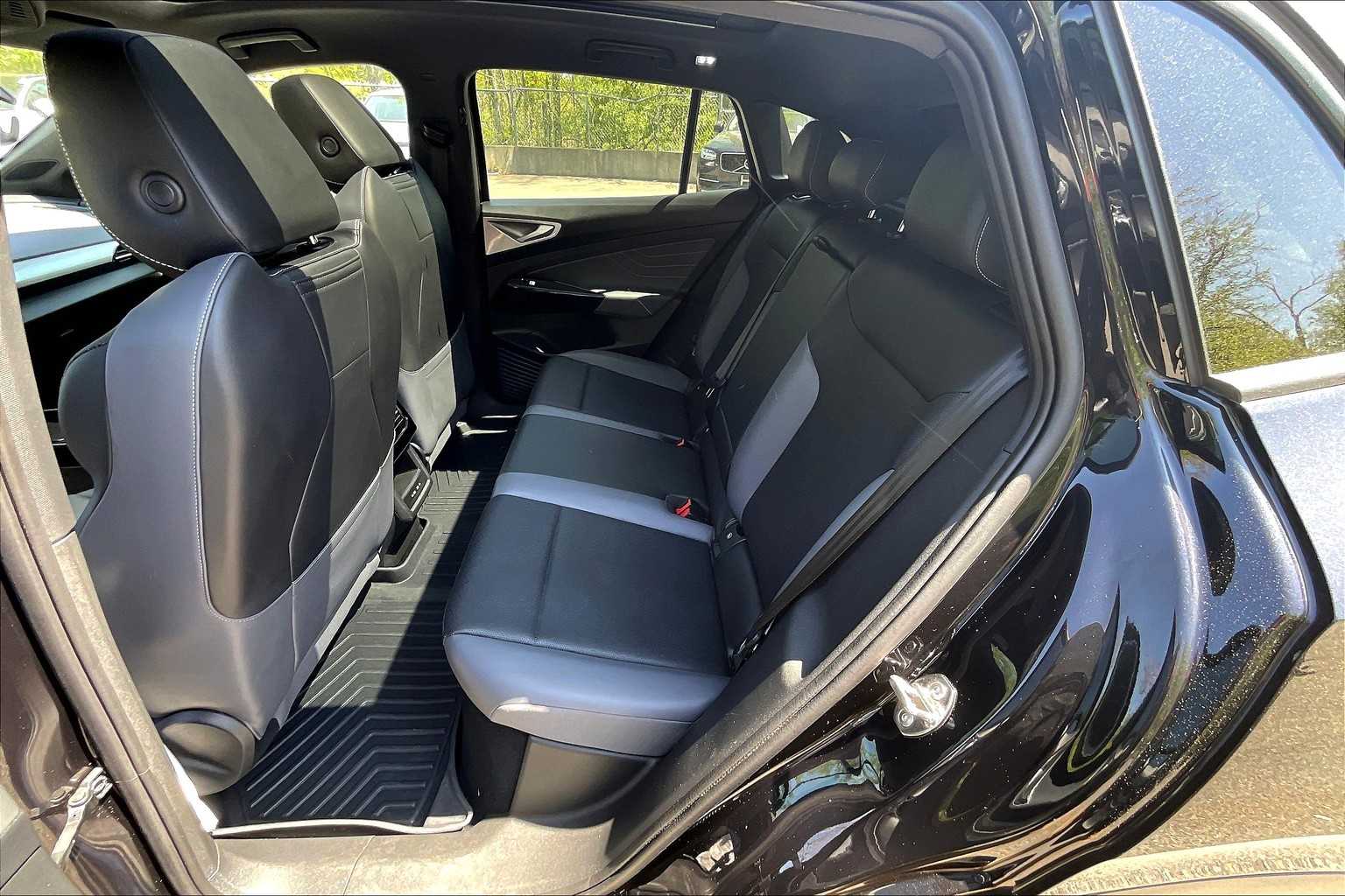 2023 Volkswagen ID.4 Pro S - Photo 15