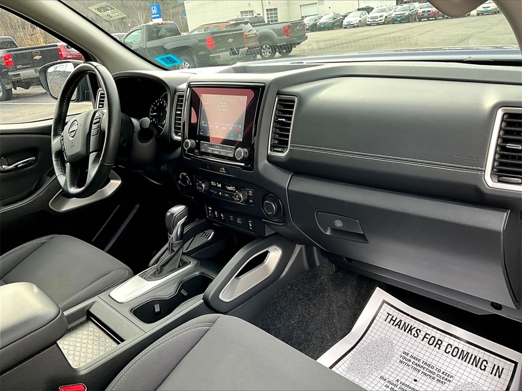 2022 Nissan Frontier SV - Photo 14