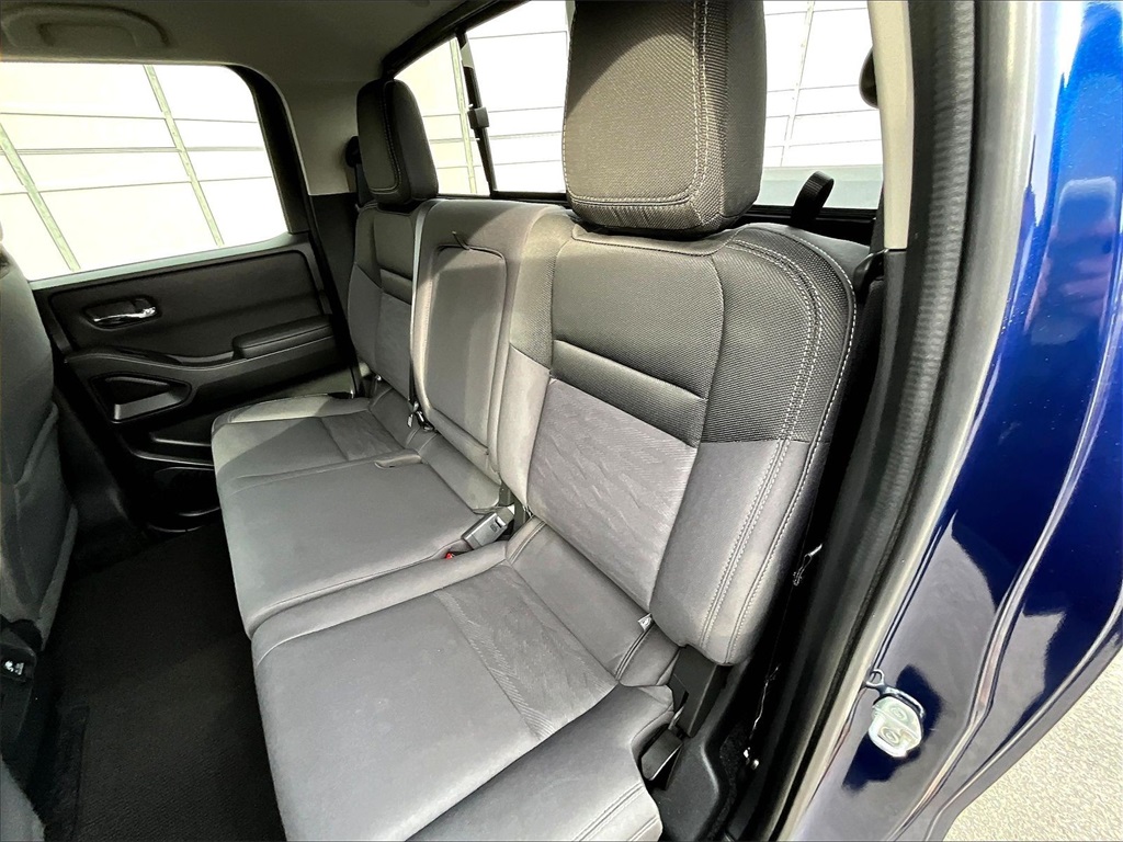 2022 Nissan Frontier SV - Photo 15