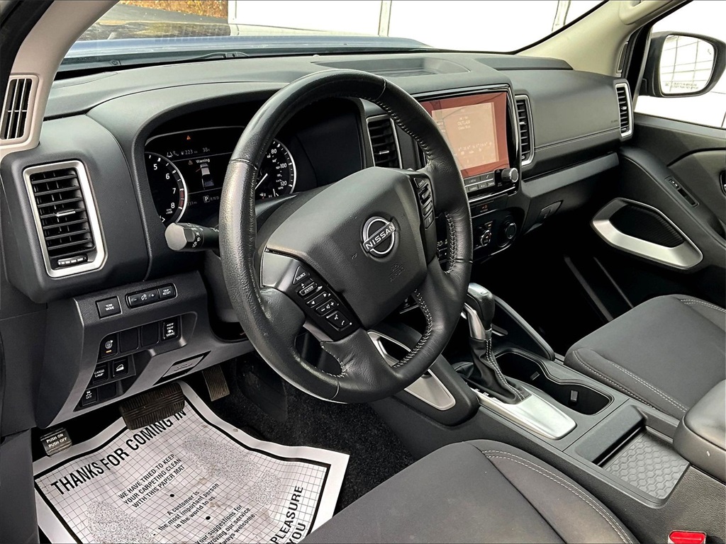 2022 Nissan Frontier SV - Photo 8