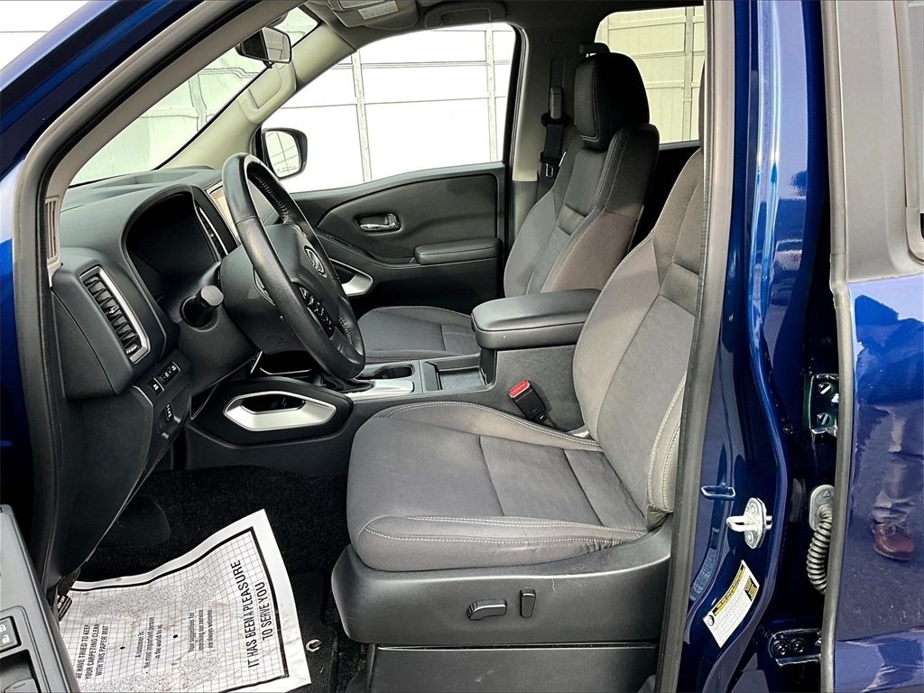 2022 Nissan Frontier SV - Photo 10