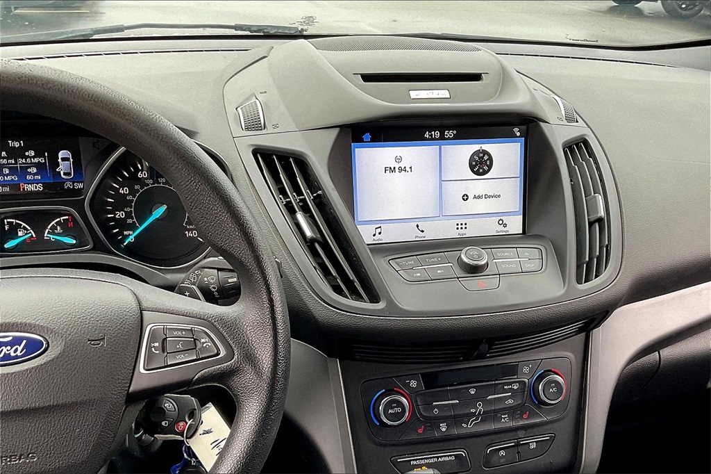 2017 Ford Escape SE - Photo 17