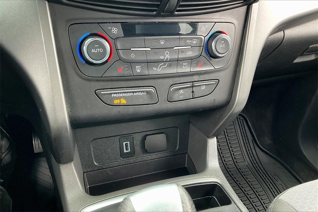 2017 Ford Escape SE - Photo 24