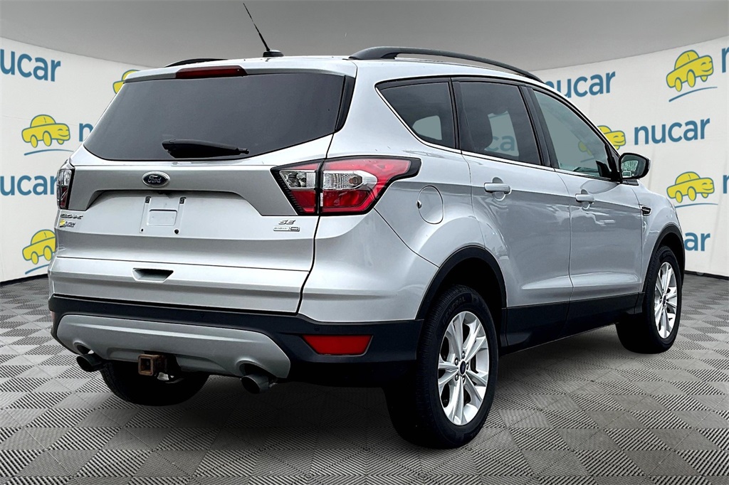 2017 Ford Escape SE - Photo 6
