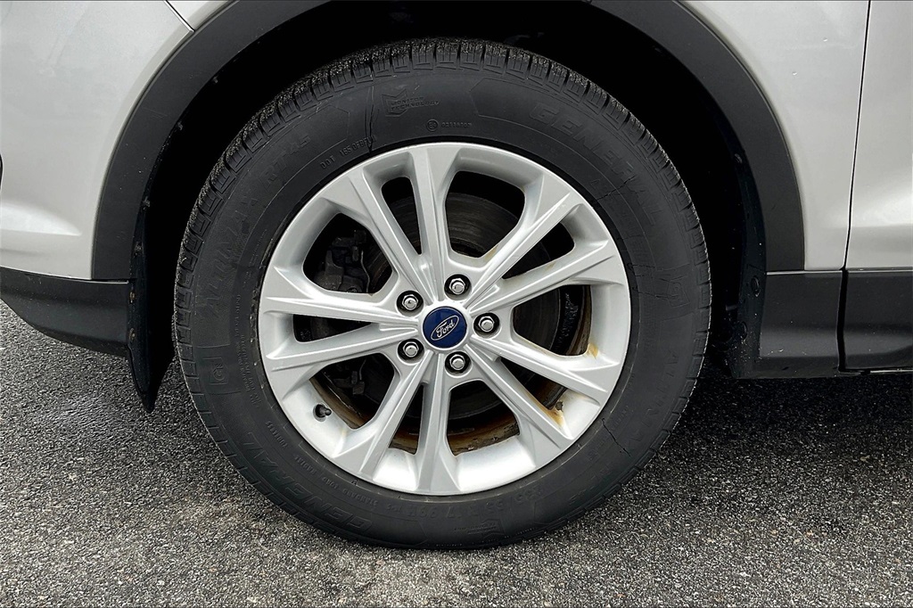 2017 Ford Escape SE - Photo 7