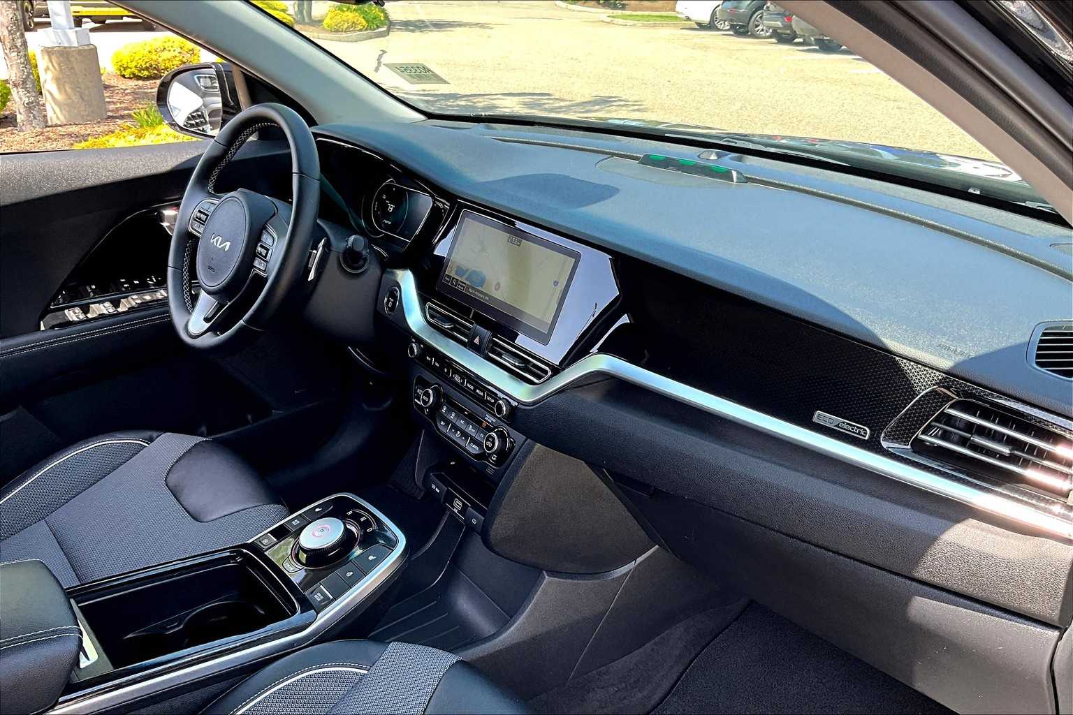 2022 Kia Niro EV EX - Photo 14