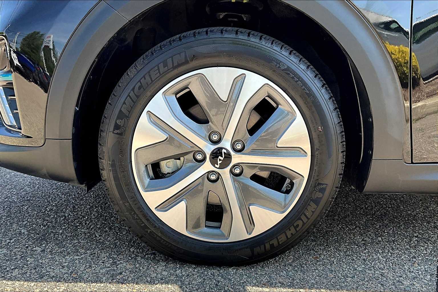 2022 Kia Niro EV EX - Photo 7