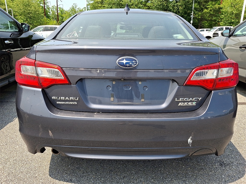 2017 Subaru Legacy 2.5i - Photo 5