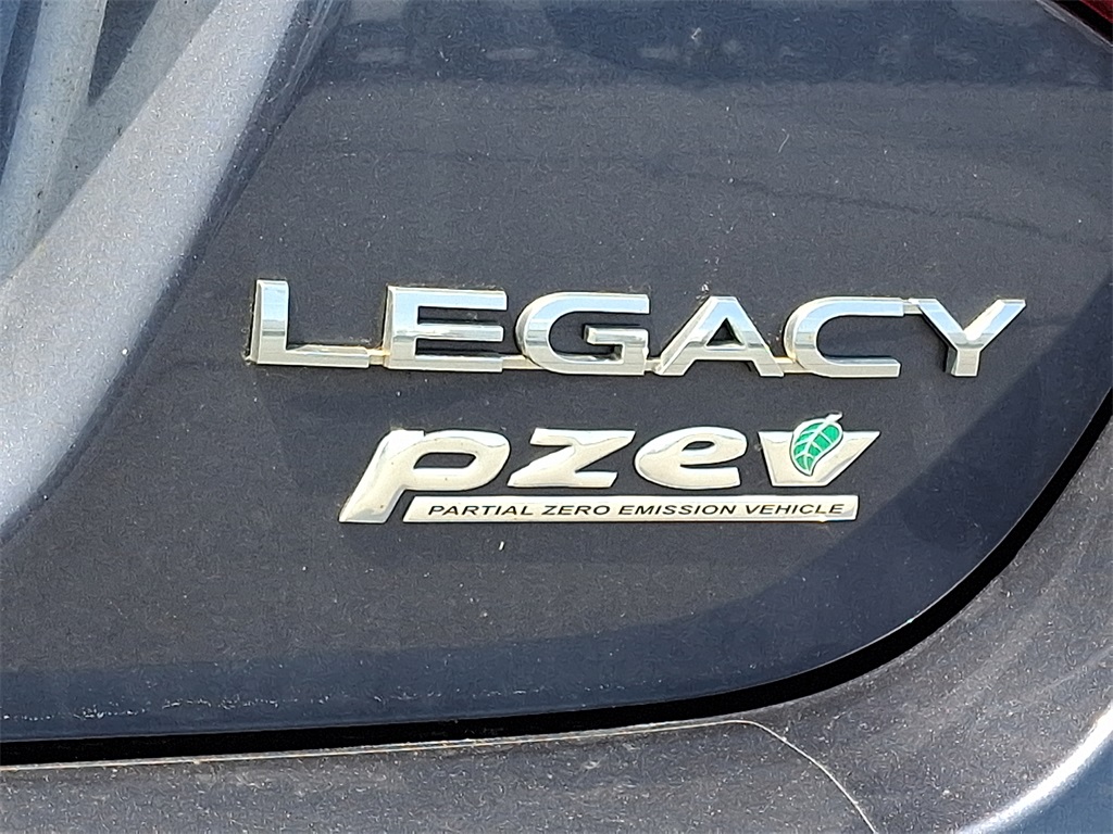 2017 Subaru Legacy 2.5i - Photo 10