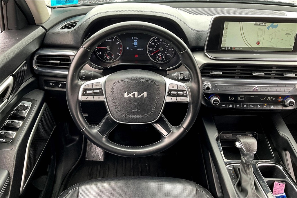 2022 Kia Telluride LX - Photo 17