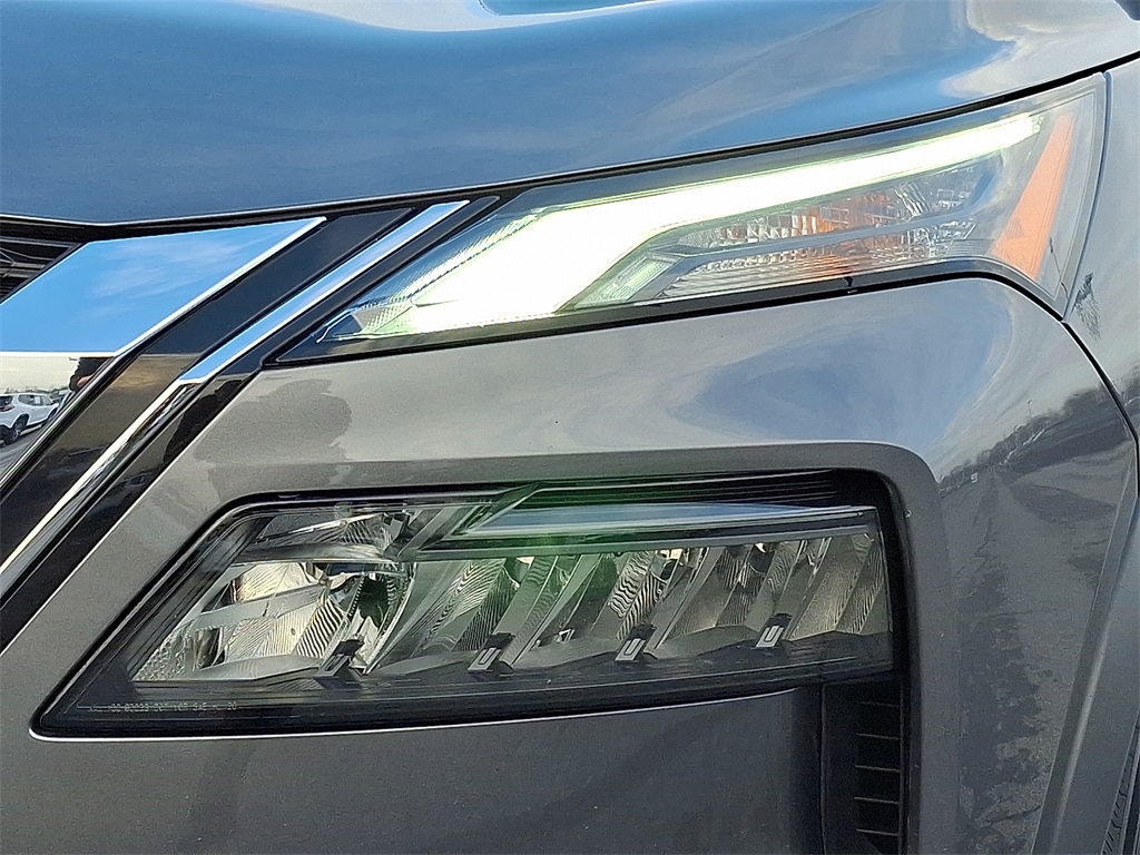 2023 Nissan Rogue S - Photo 10