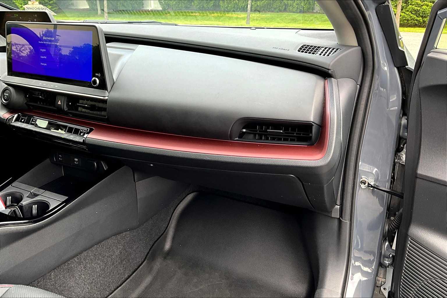 2023 Toyota Prius Prime XSE - Photo 13