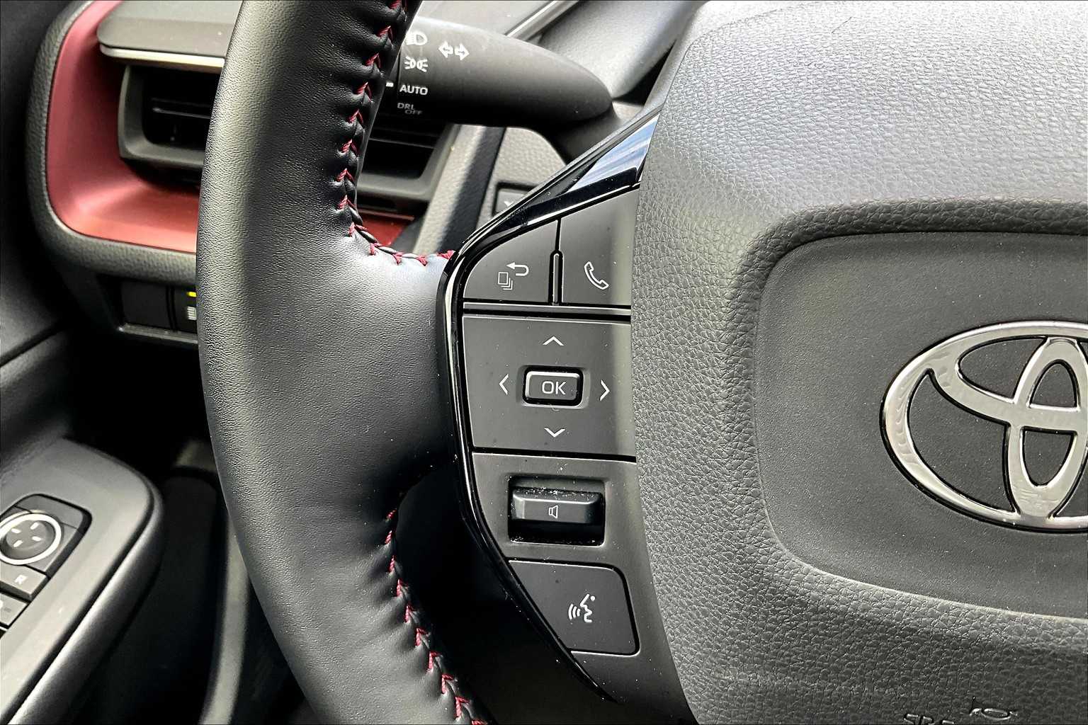 2023 Toyota Prius Prime XSE - Photo 23