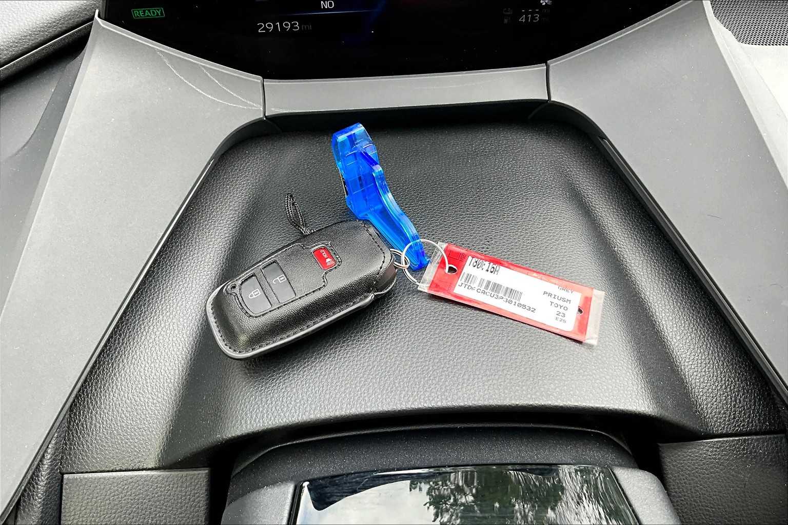 2023 Toyota Prius Prime XSE - Photo 31