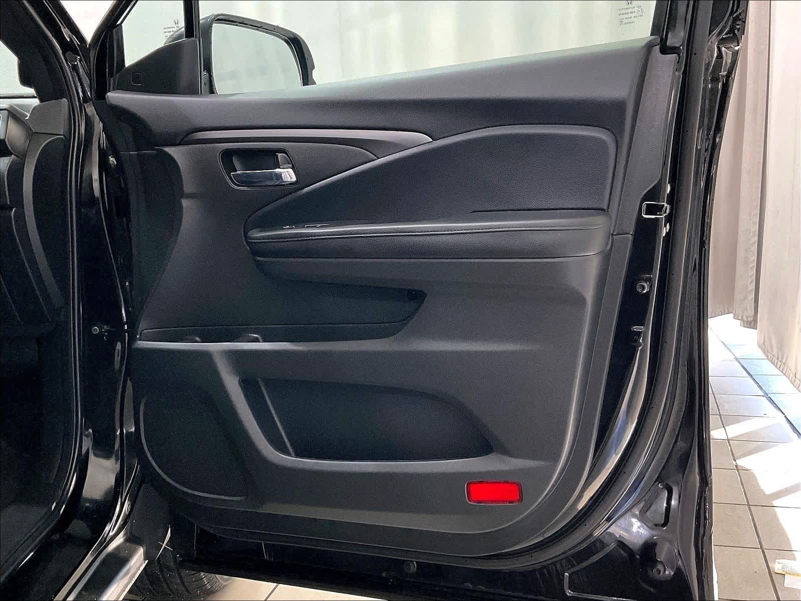 2022 Honda Pilot Sport - Photo 12